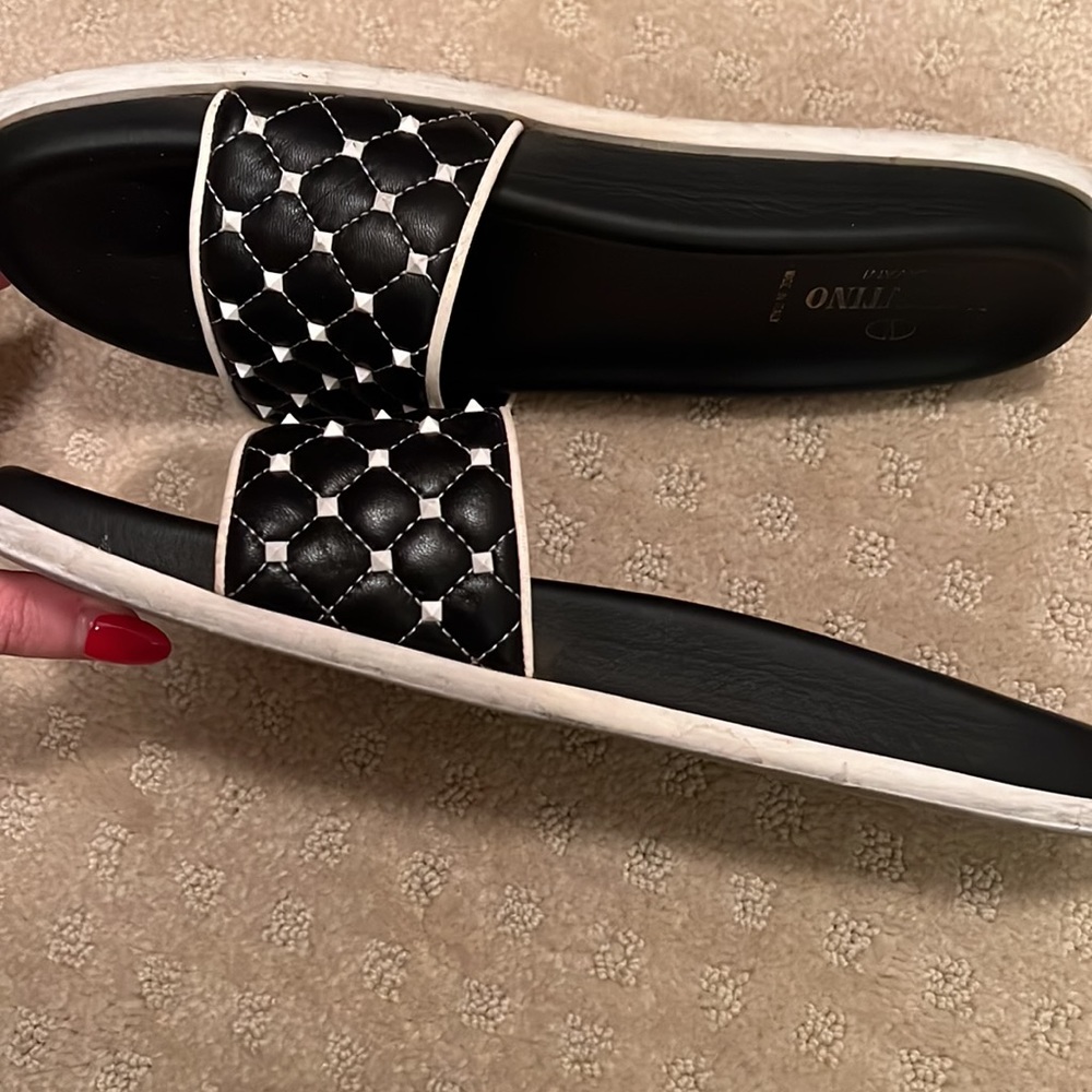 Valentino Garavani Free RockStud Spike Slides - Picture 5 of 6